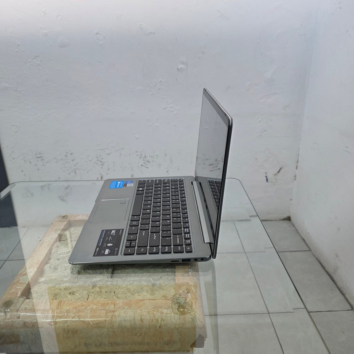 Laptop LANIX Neuron X