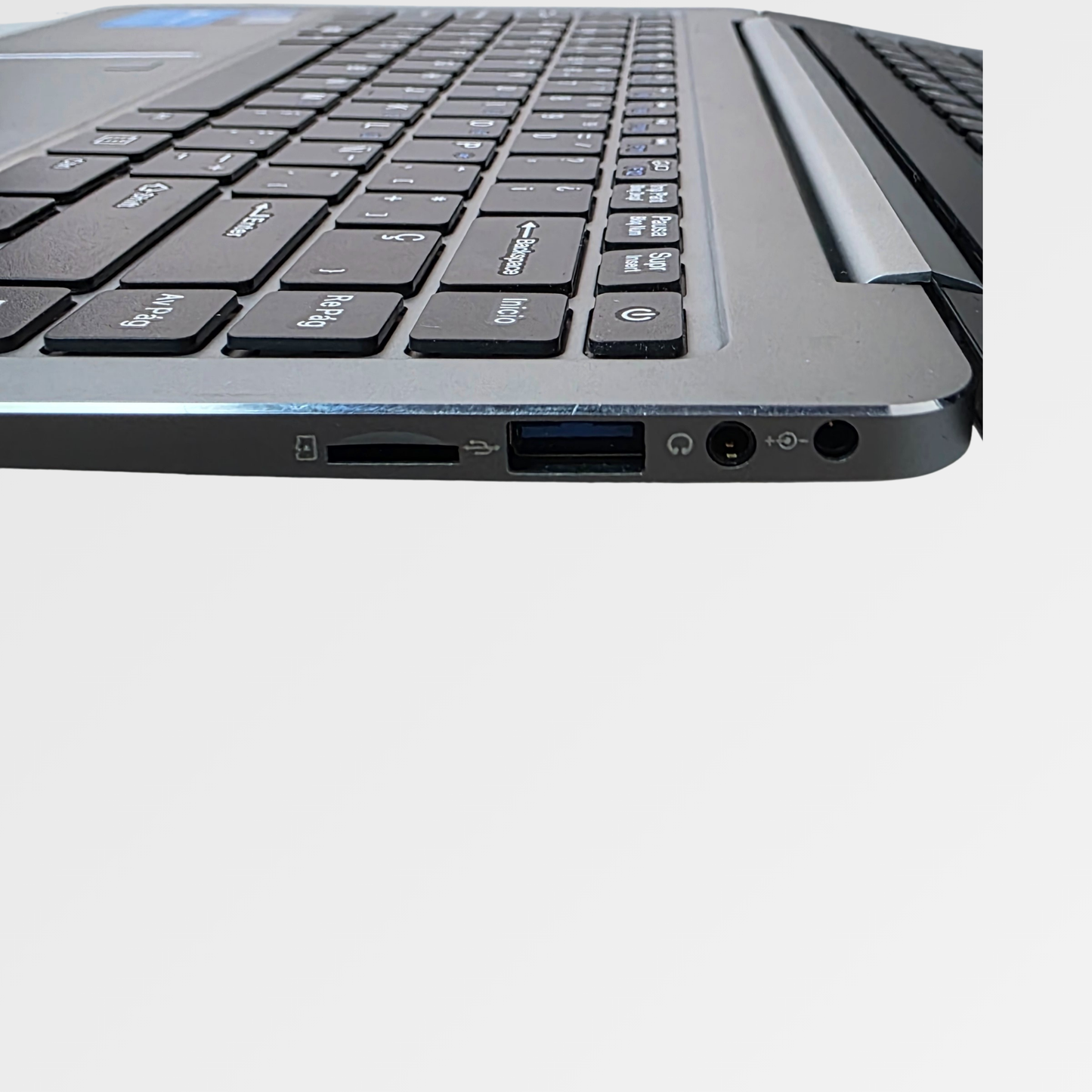 Laptop LANIX Neuron X