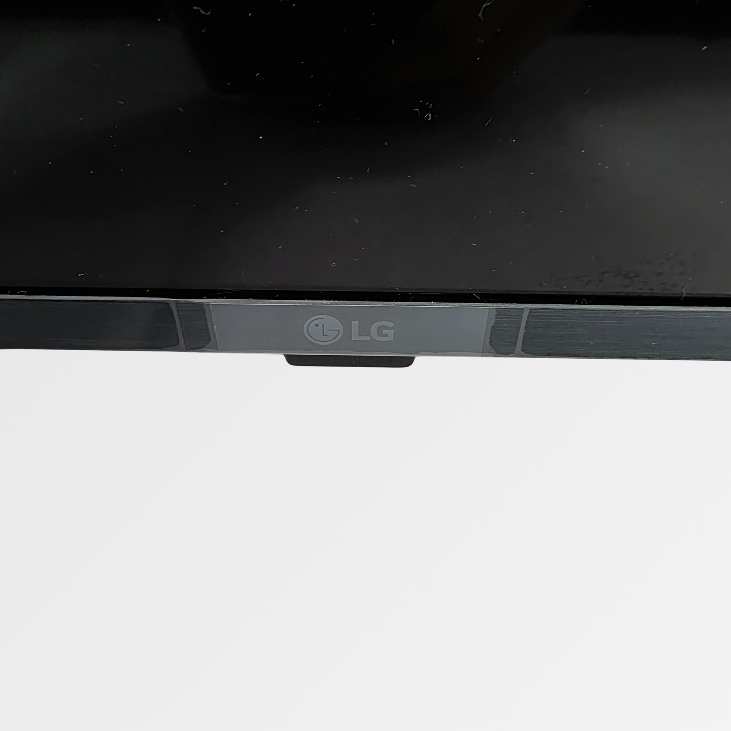 Pantalla LG smart 70 pulgadas.