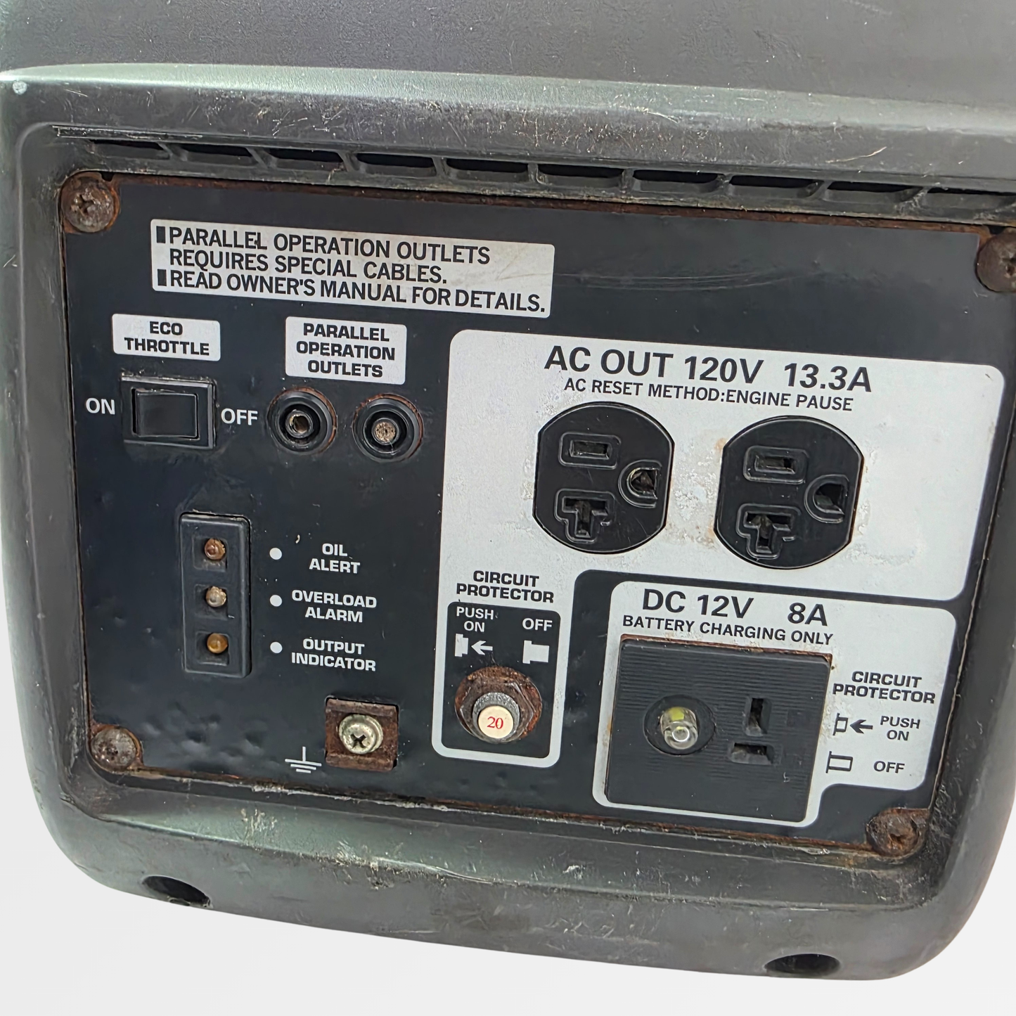 Generador de electricidad HONDA.
